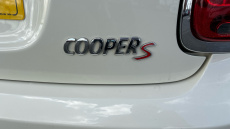 MINI Hatchback 2.0 Cooper S Exclusive II 3dr Auto Petrol Hatchback
